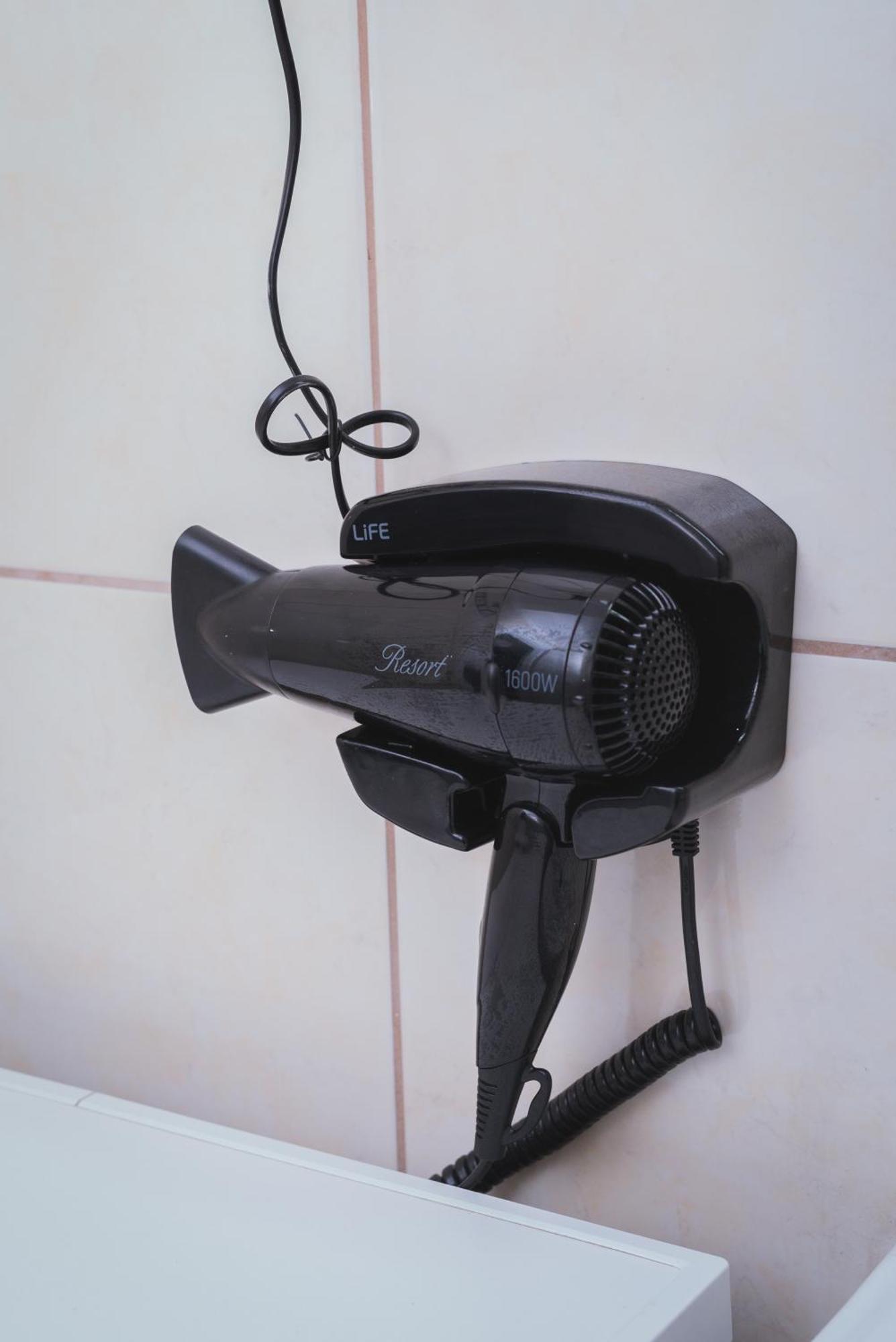 Stylish Apt W Jacuzzi, 5 Min To White Tower Thessaloníki Ngoại thất bức ảnh