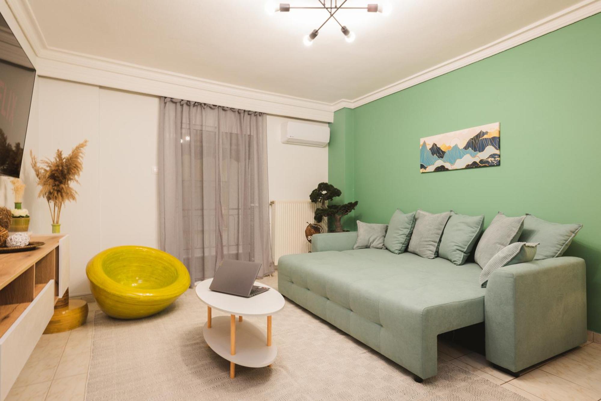 Stylish Apt W Jacuzzi, 5 Min To White Tower Thessaloníki Ngoại thất bức ảnh