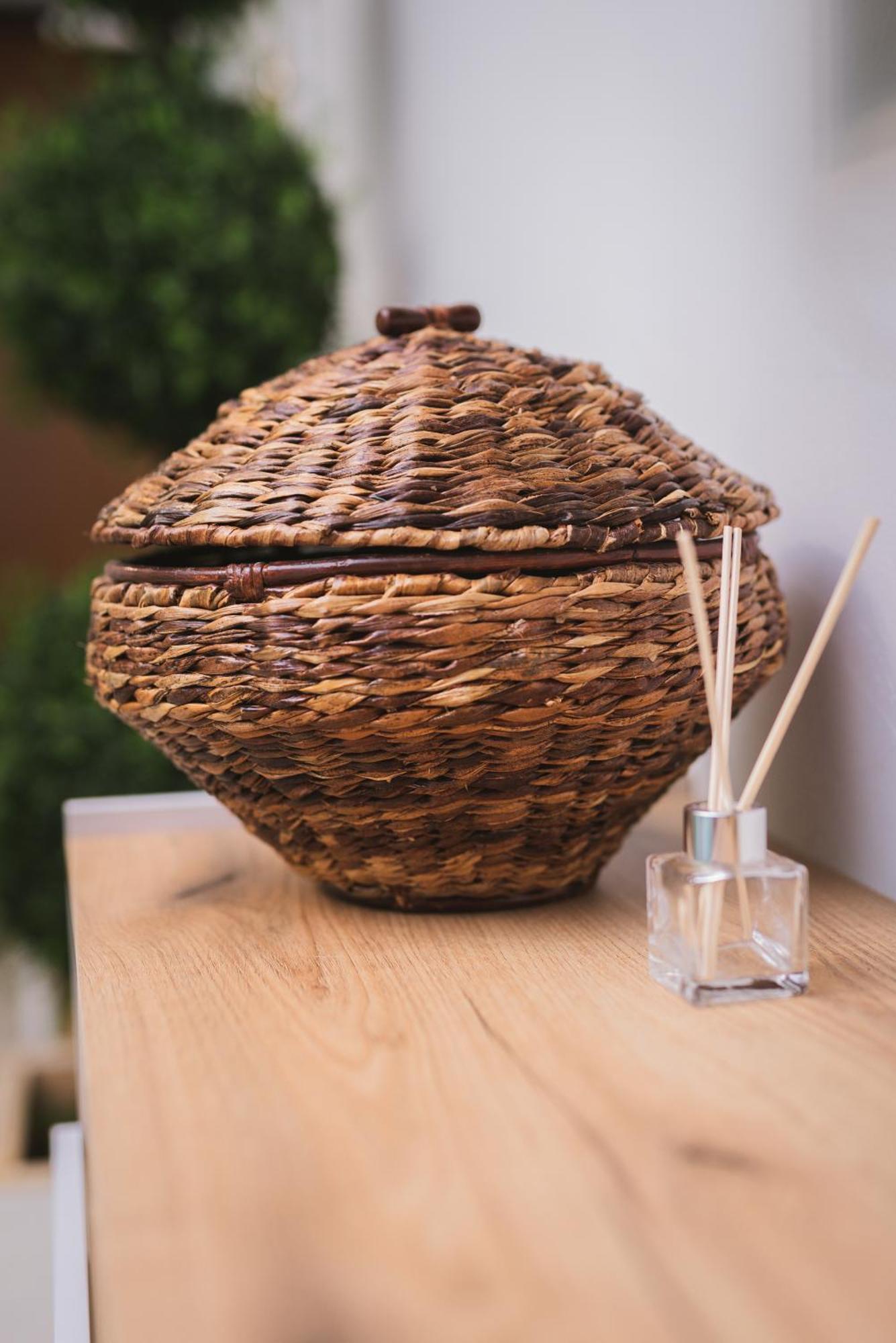 Stylish Apt W Jacuzzi, 5 Min To White Tower Thessaloníki Ngoại thất bức ảnh